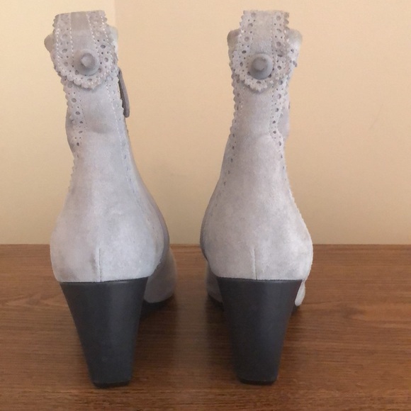 Balenciaga Suede Ankle Boot EU 37 1/2 - Picture 7 of 15